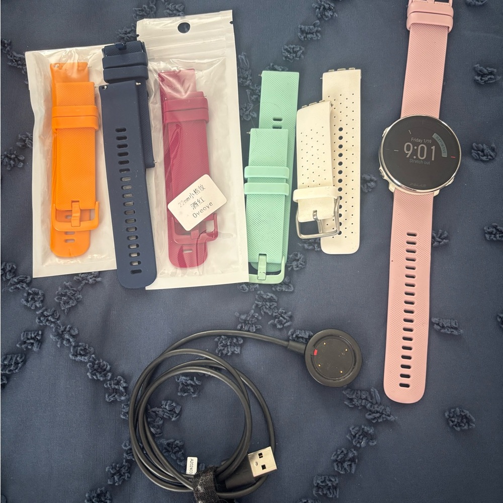Polar vantage M Smart Wearable Watch with extra straps